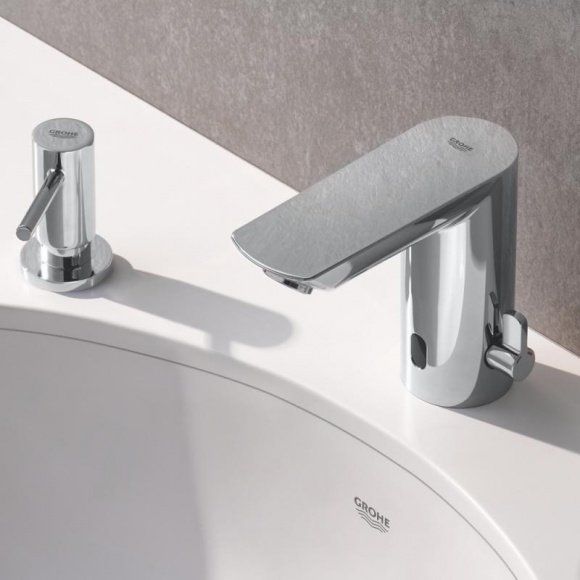 Смеситель для раковины Grohe Bau Cosmopolitan E, хром, 36451000