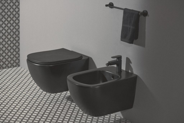 Подвесной унитаз Ideal Standard TESI BLACK AquaBlade, глубокий смыв, T0079V3