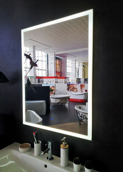 Зеркало Aqua de Marco Сиена 68.5*91.5 см, с LED-подсветкой, сенсорный выключатель, Sien70/90