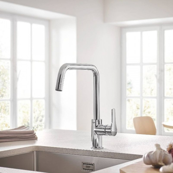 Смеситель для кухни Grohe Eurosmart 2021, высокий, хром, 30567000