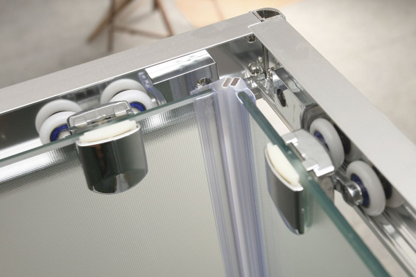 Душевая кабина BelBagno Unique (850-1000)x(850-1000)x1900, прозрачное стекло, хромированный профиль,